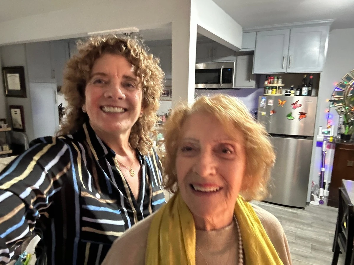 Aiutare mia madre 89enne a fare decluttering è stato sorprendentemente difficile