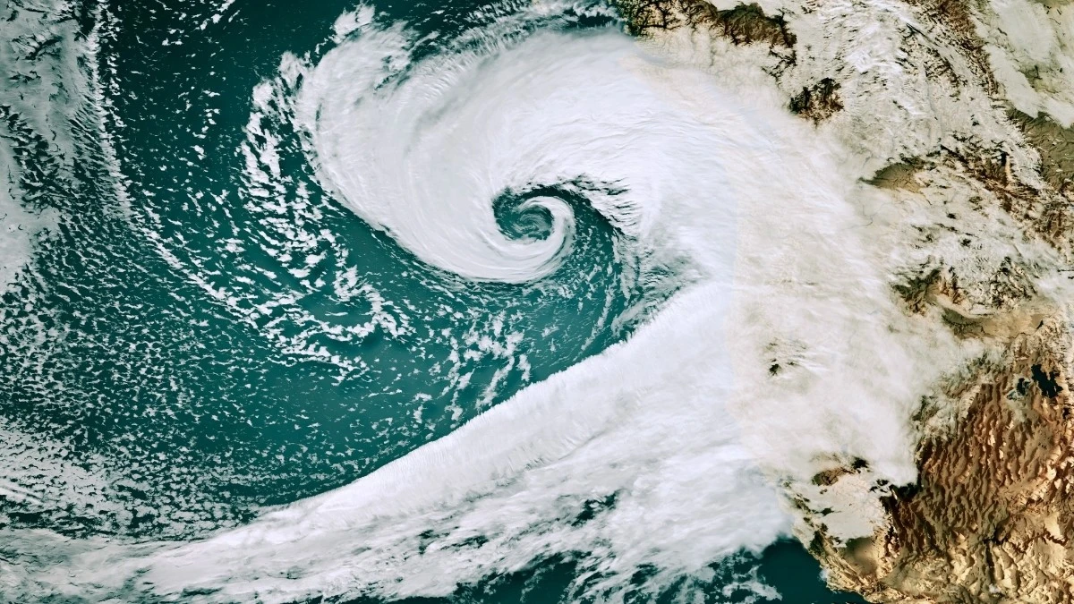 Ciclone bomba al largo della costa: cosa aspettarsi e come prepararsi