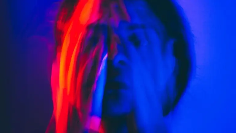 DMT: Una singola dose riduce rapidamente la depressione maggiore