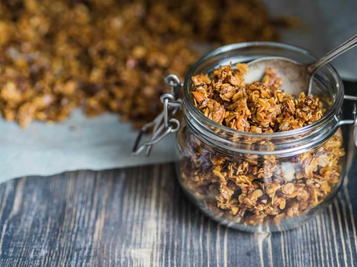 Granola Fatta in Casa: La Formula Magica per una Colazione Energetica Senza Zuccheri Nascosti
