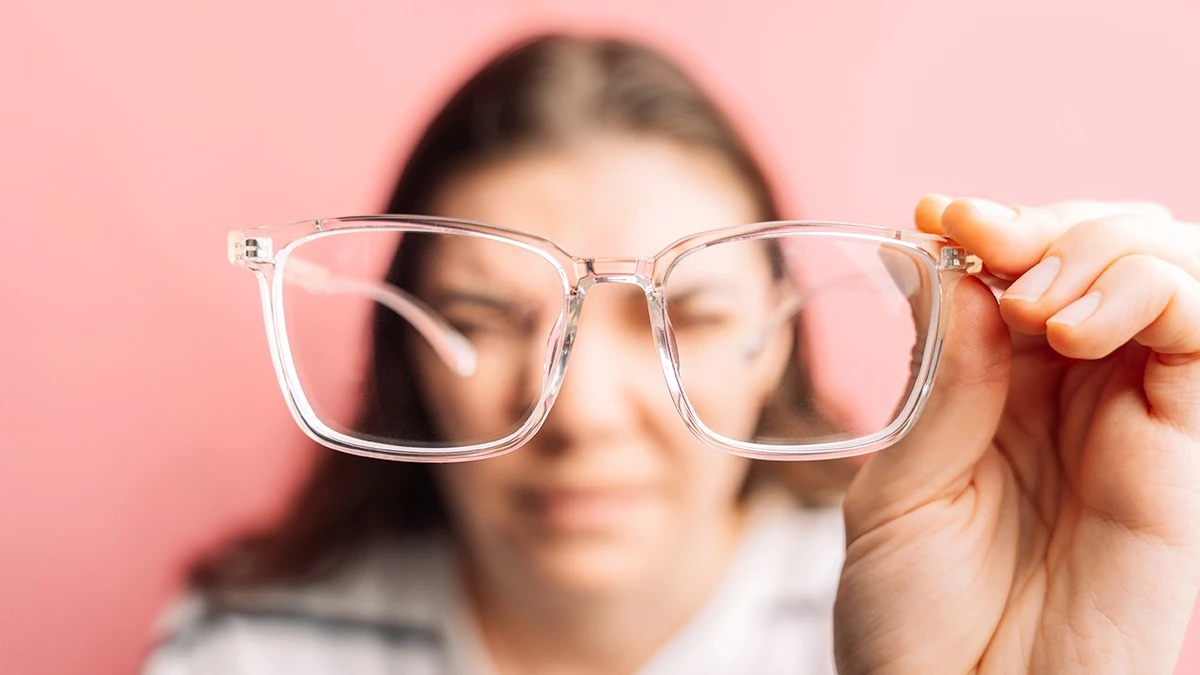 Miòpia in Aumento: L'Abitudine Domestica Che Potrebbe Peggiorarla