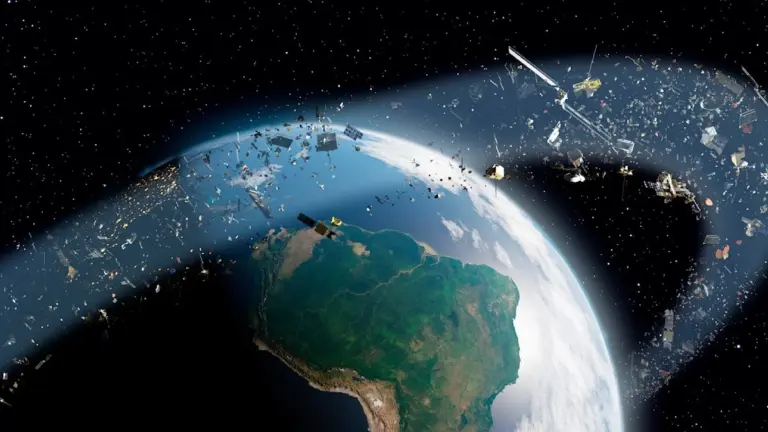 Ogni giorno più satelliti precipitano sulla Terra: la soluzione inaspettata che nessuno immaginava