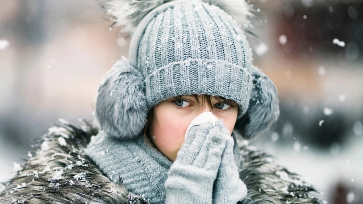 Sentire il freddo nelle ossa: la scienza dietro il dolore invernale