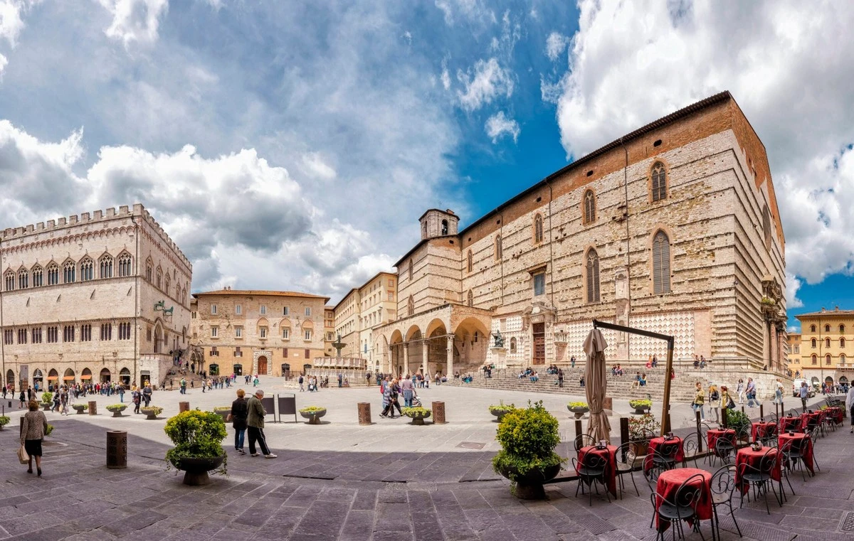 Siena e oltre: 5 gemme nascoste d'Italia che gli italiani amano (e tu dovresti scoprire)