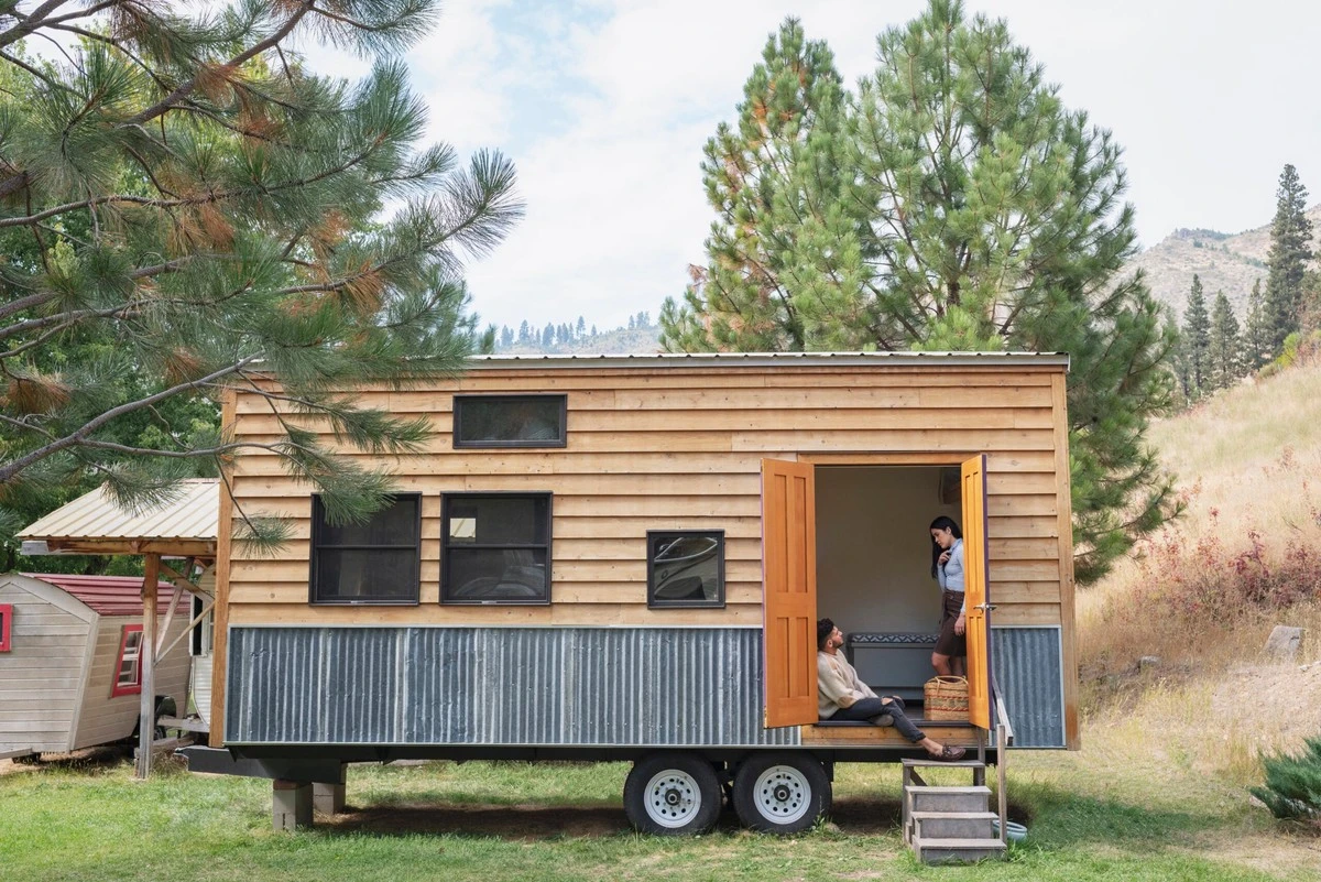 Van vs. Tiny House: La verità scomoda sui costi nascosti e la resa dei conti finale
