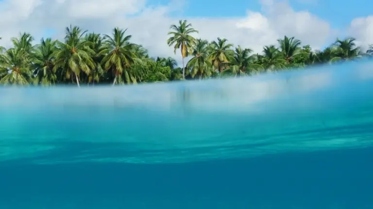 Isole sommersa: quanto sale davvero il livello del mare e perché i calcoli attuali ci ingannano